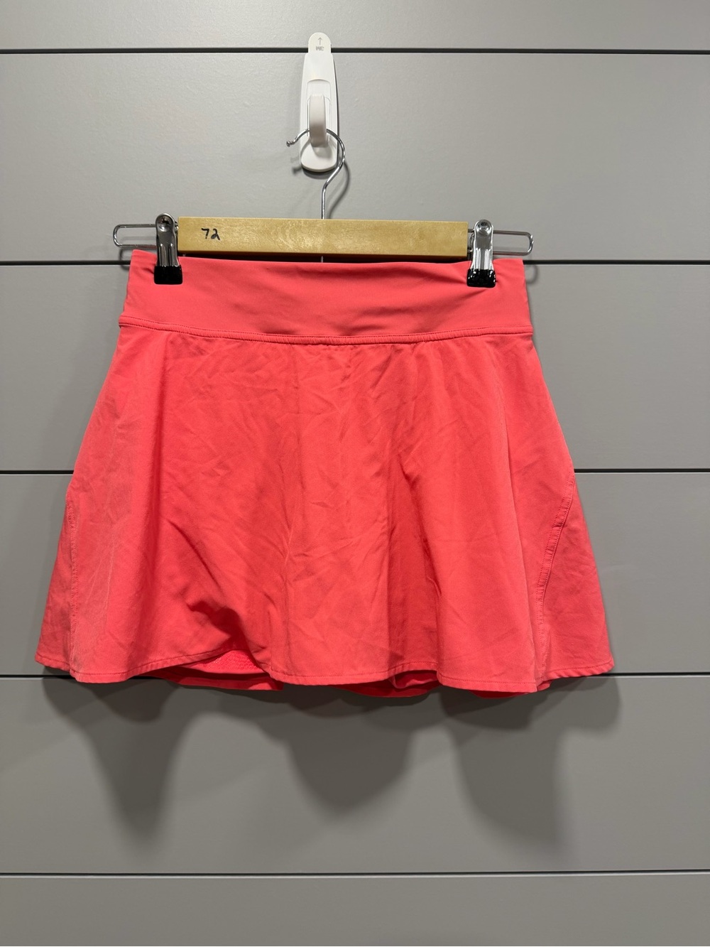 Lululemon skort size 4